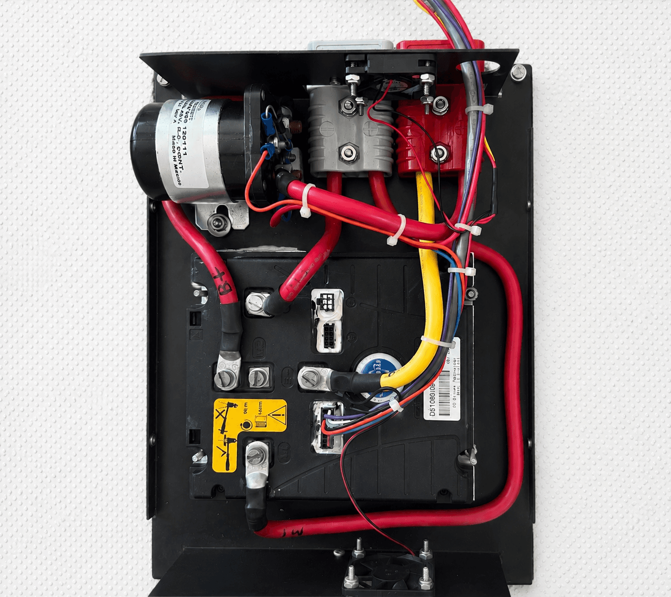Original Sigma controller with critical fault on Duffy electric boat
